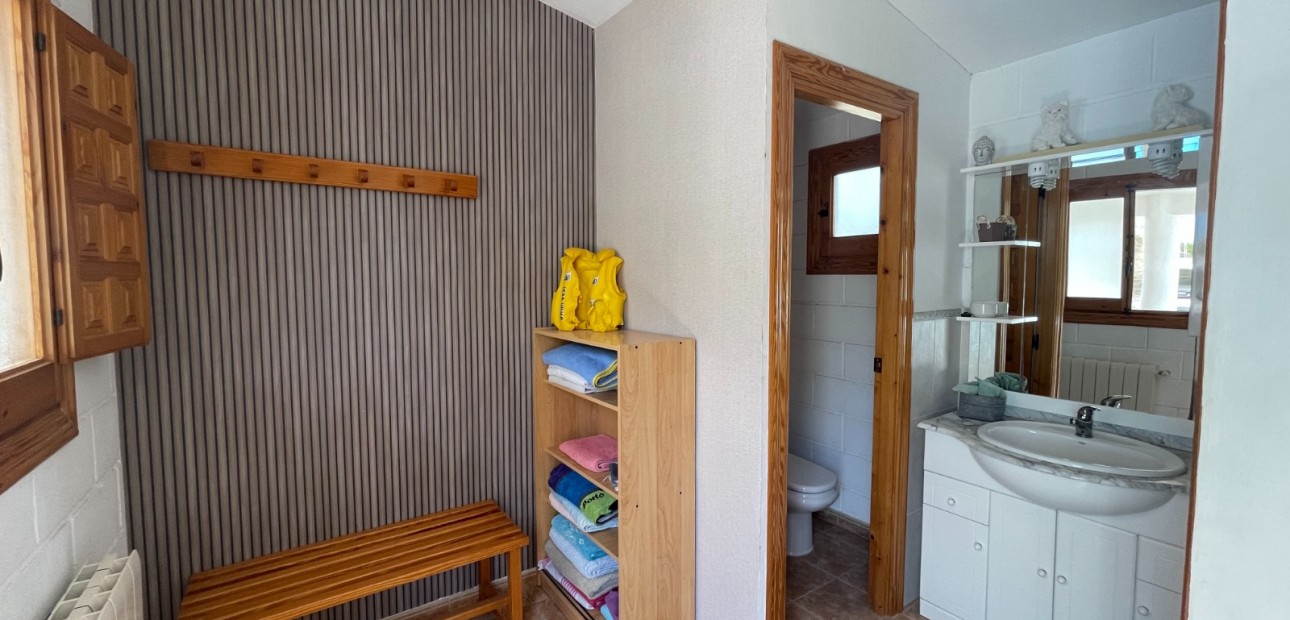 Sale - Country Property -
Elda
