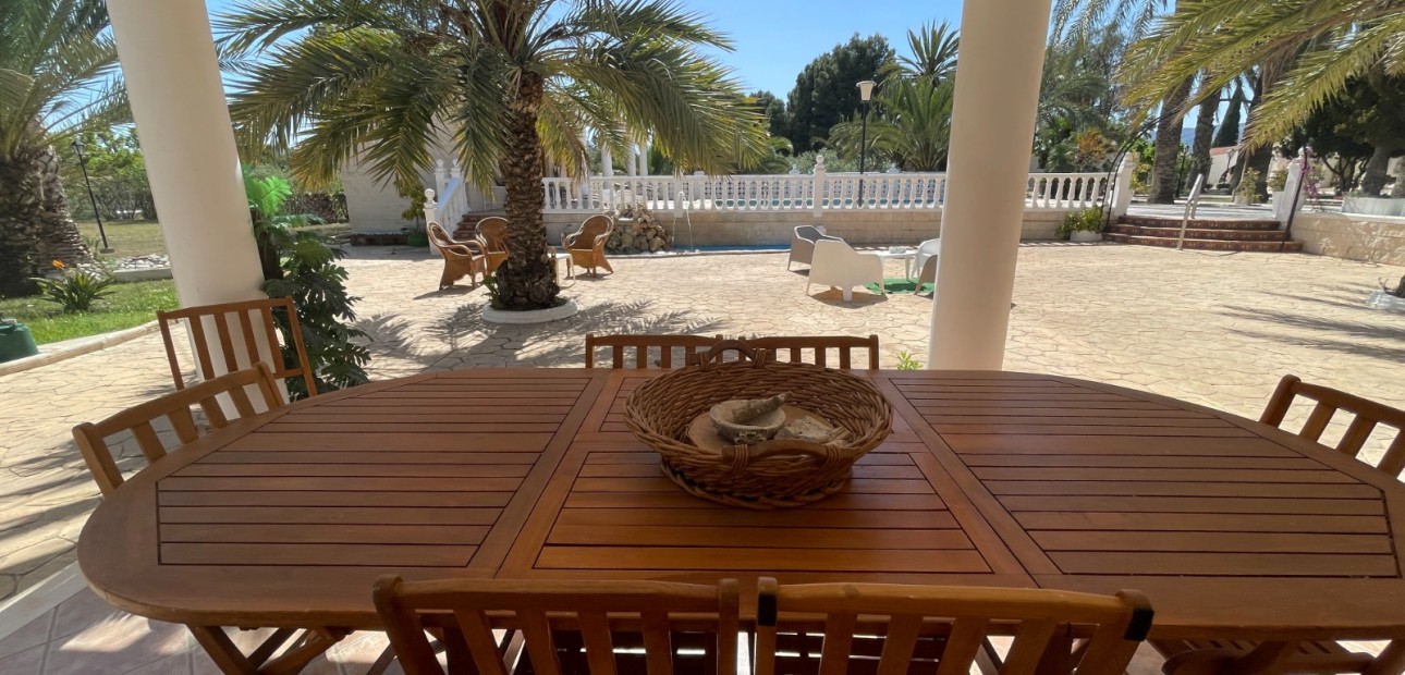 Sale - Country Property -
Elda