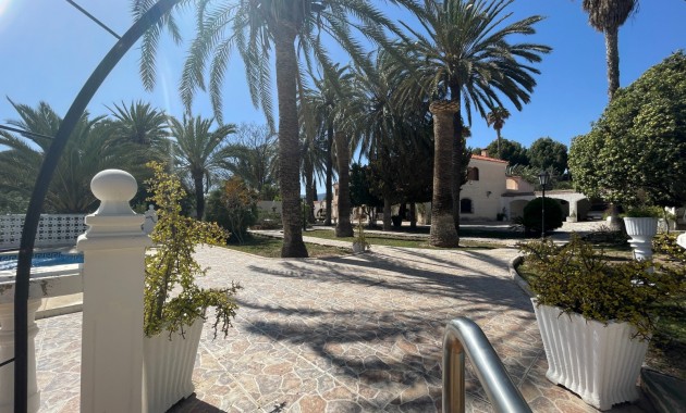 Sale - Country Property -
Elda