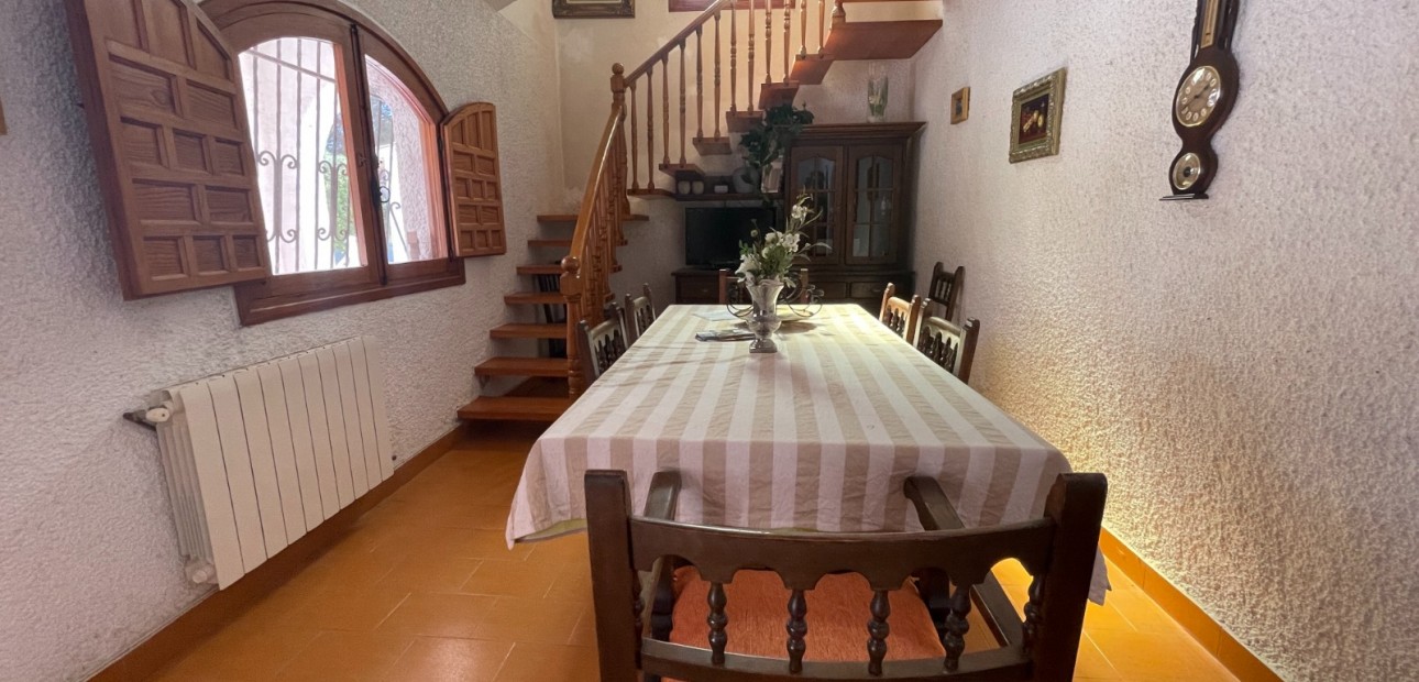 Sale - Country Property -
Elda