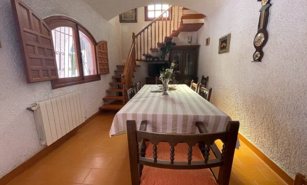 Sale - Country Property -
Elda