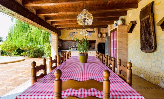 Herverkoop - Country Property -
Almoradi - Almoradi - Town