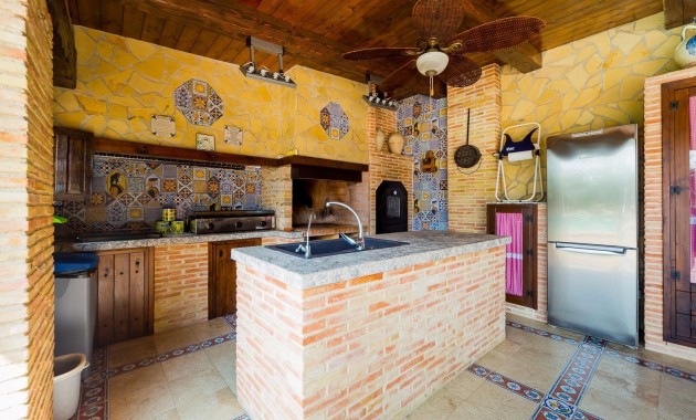 Herverkoop - Country Property -
Almoradi - Almoradi - Town