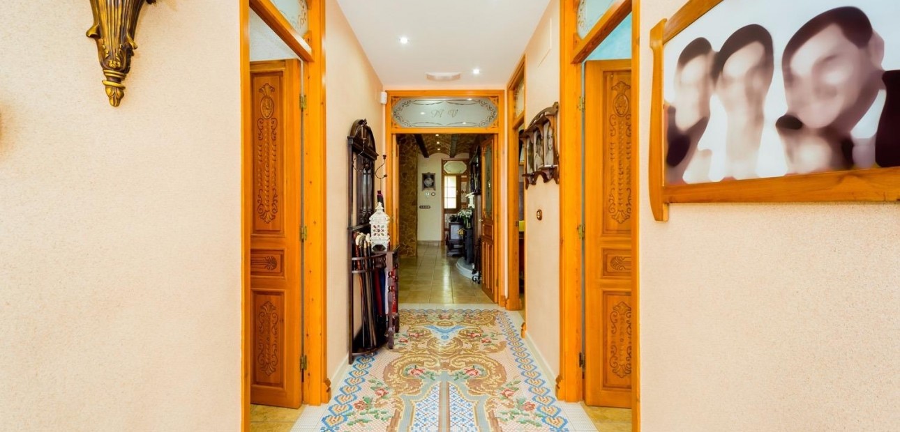 Herverkoop - Country Property -
Almoradi - Almoradi - Town