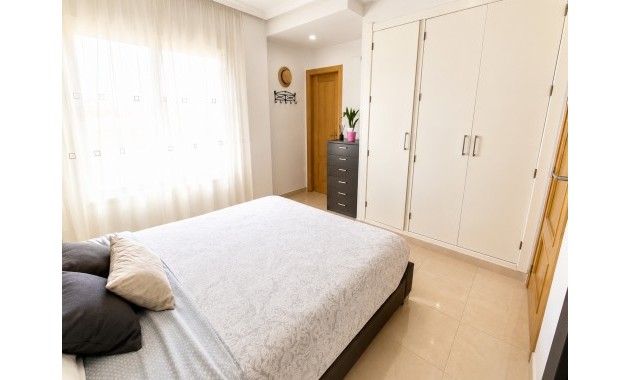 Herverkoop - Appartement / flat -
Almoradi - Almoradi - Town