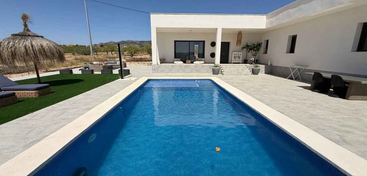 Venta - Detached Villa -
Pinoso