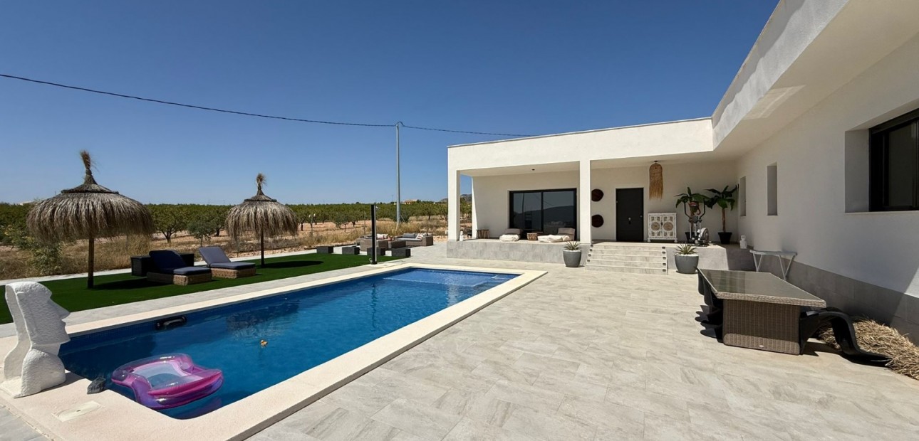 Venta - Detached Villa -
Pinoso