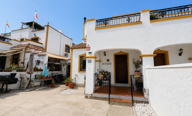 Herverkoop - House -
VISTABELLA GOLF - Entre Naranjos