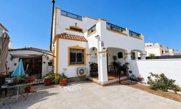 Herverkoop - House -
VISTABELLA GOLF - Entre Naranjos