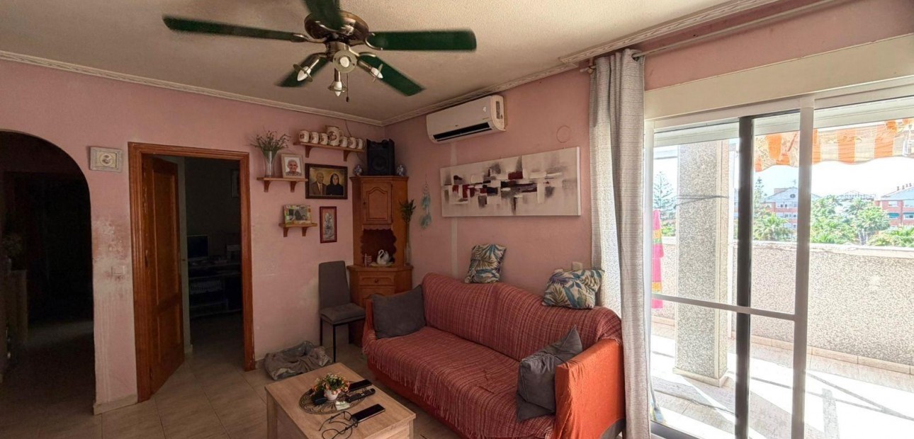 Herverkoop - Appartement / flat -
Torrevieja - Acequion