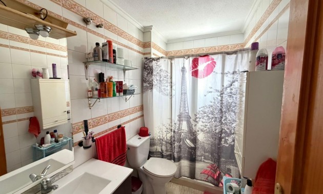 Herverkoop - Appartement / flat -
Torrevieja - Acequion