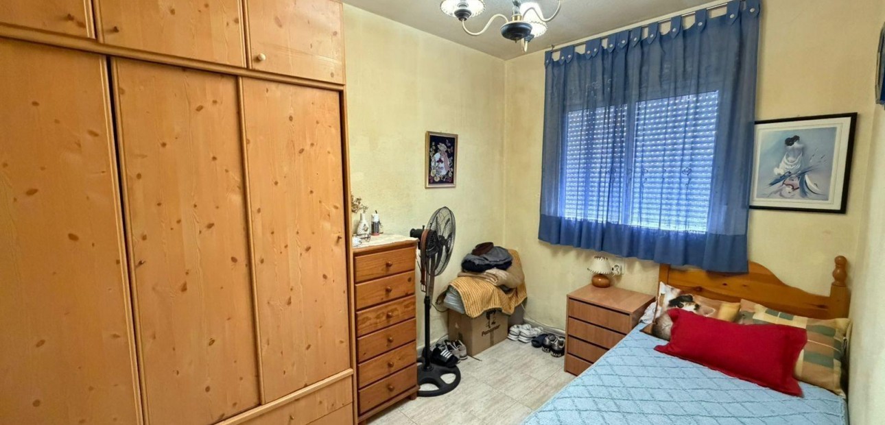 Herverkoop - Appartement / flat -
Torrevieja - Acequion