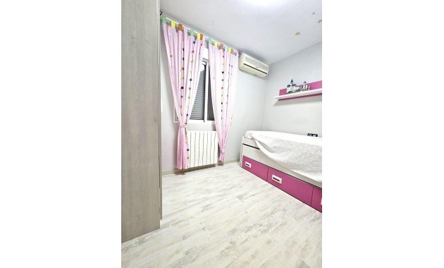 Herverkoop - Villa -
Torrevieja - Los balcones