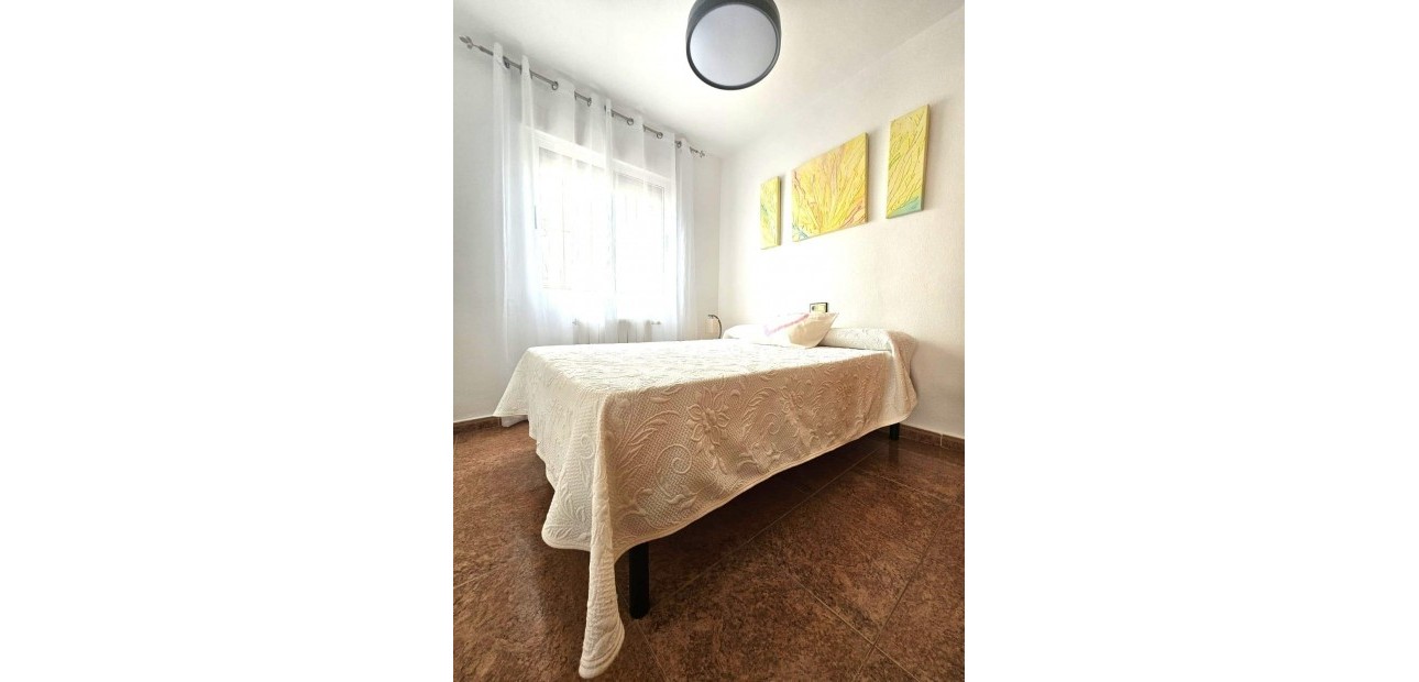 Herverkoop - Villa -
Torrevieja - Los balcones