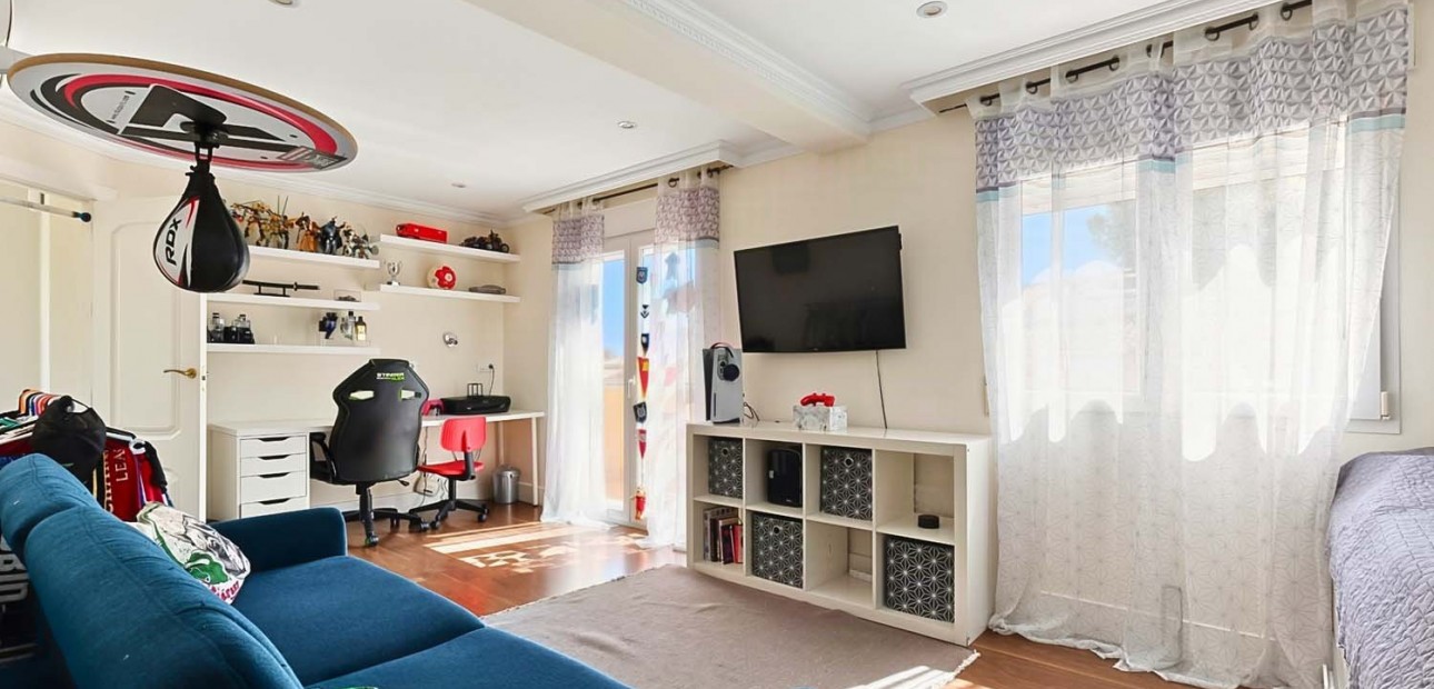 Herverkoop - Detached Villa -
Pinar de Campoverde - Pinar de Campoverde - Village
