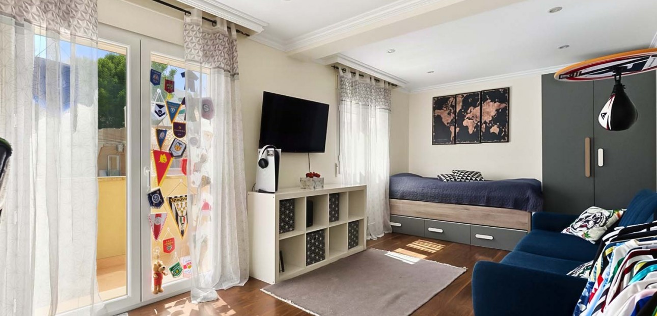 Herverkoop - Detached Villa -
Pinar de Campoverde - Pinar de Campoverde - Village