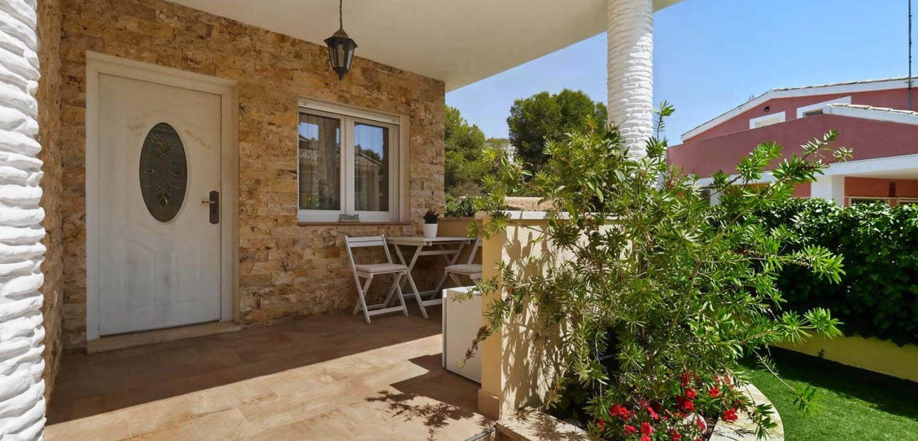 Herverkoop - Detached Villa -
Pinar de Campoverde - Pinar de Campoverde - Village