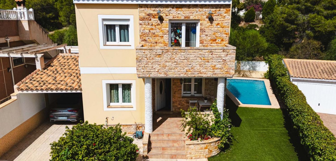 Herverkoop - Detached Villa -
Pinar de Campoverde - Pinar de Campoverde - Village