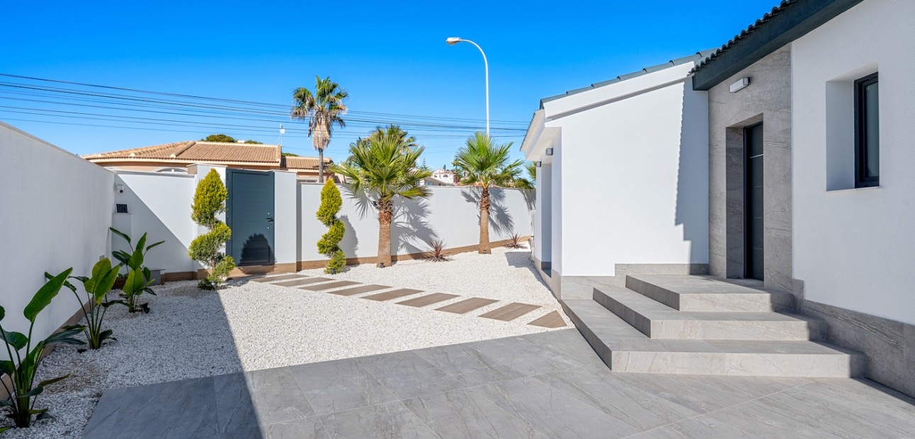 Herverkoop - Detached Villa -
Ciudad Quesada - Ciudad Quesada - Town