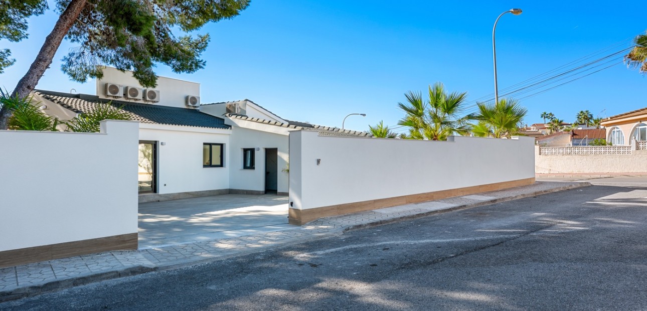 Herverkoop - Detached Villa -
Ciudad Quesada - Ciudad Quesada - Town