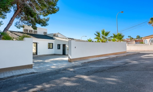 Herverkoop - Detached Villa -
Ciudad Quesada - Ciudad Quesada - Town