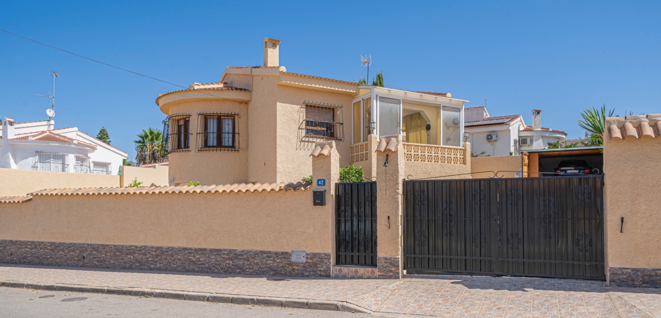 Herverkoop - Detached Villa -
Ciudad Quesada - Ciudad Quesada - Town