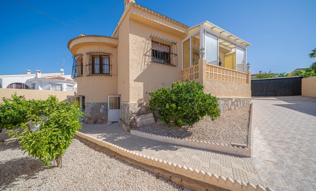 Herverkoop - Detached Villa -
Ciudad Quesada - Ciudad Quesada - Town