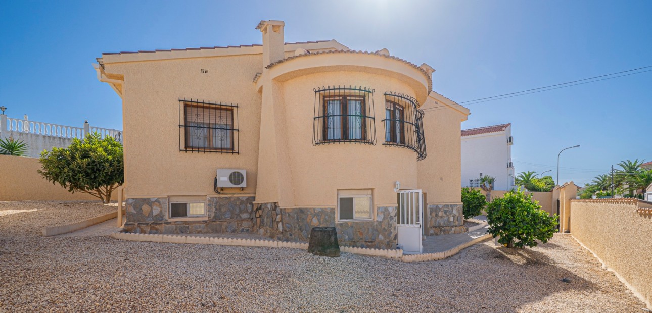 Herverkoop - Detached Villa -
Ciudad Quesada - Ciudad Quesada - Town