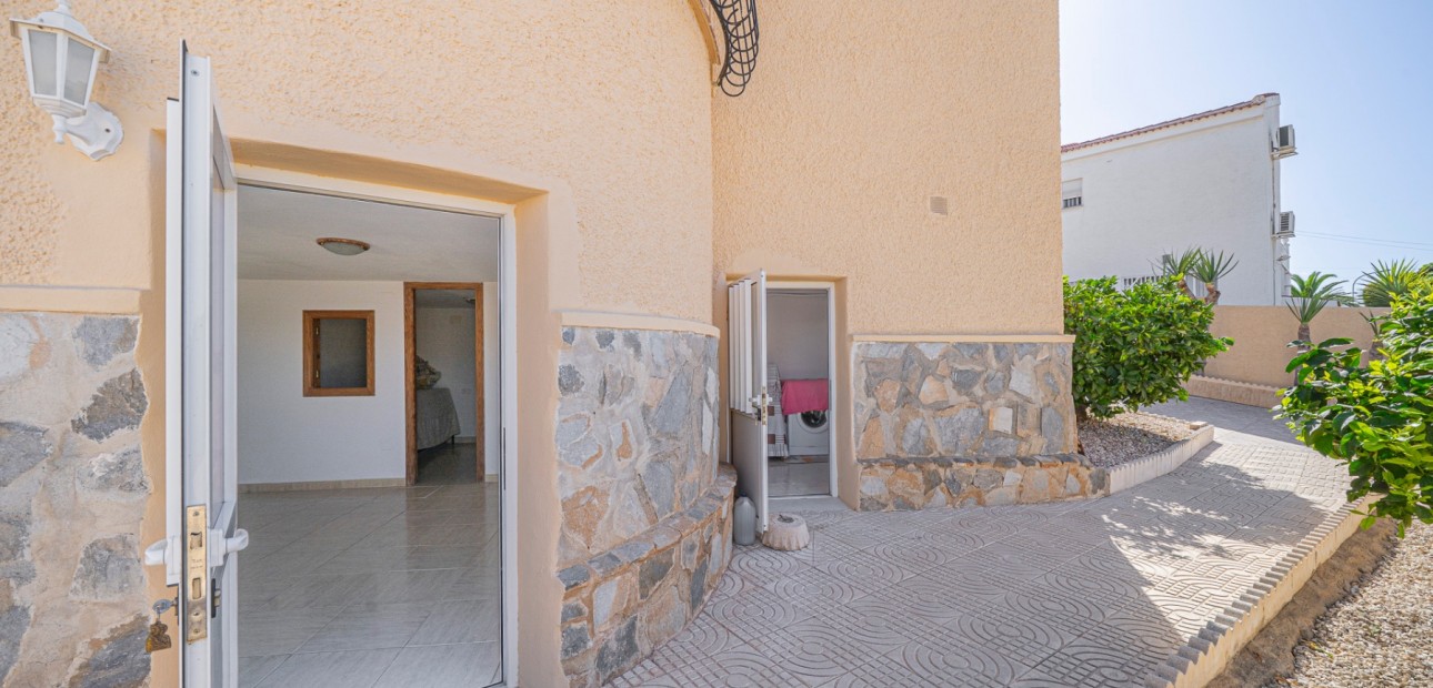 Herverkoop - Detached Villa -
Ciudad Quesada - Ciudad Quesada - Town