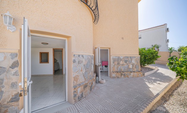 Herverkoop - Detached Villa -
Ciudad Quesada - Ciudad Quesada - Town