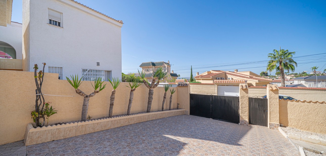 Herverkoop - Detached Villa -
Ciudad Quesada - Ciudad Quesada - Town