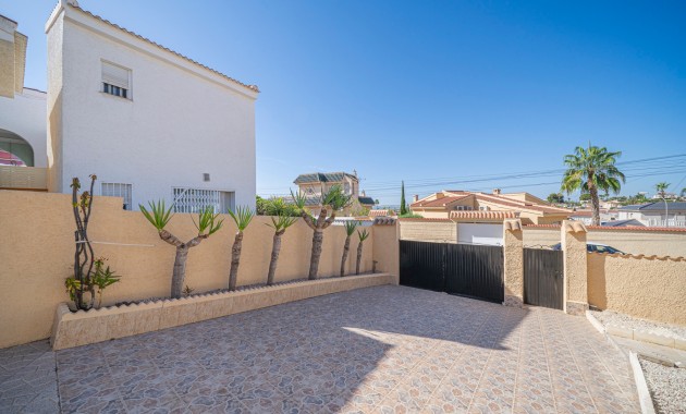 Herverkoop - Detached Villa -
Ciudad Quesada - Ciudad Quesada - Town