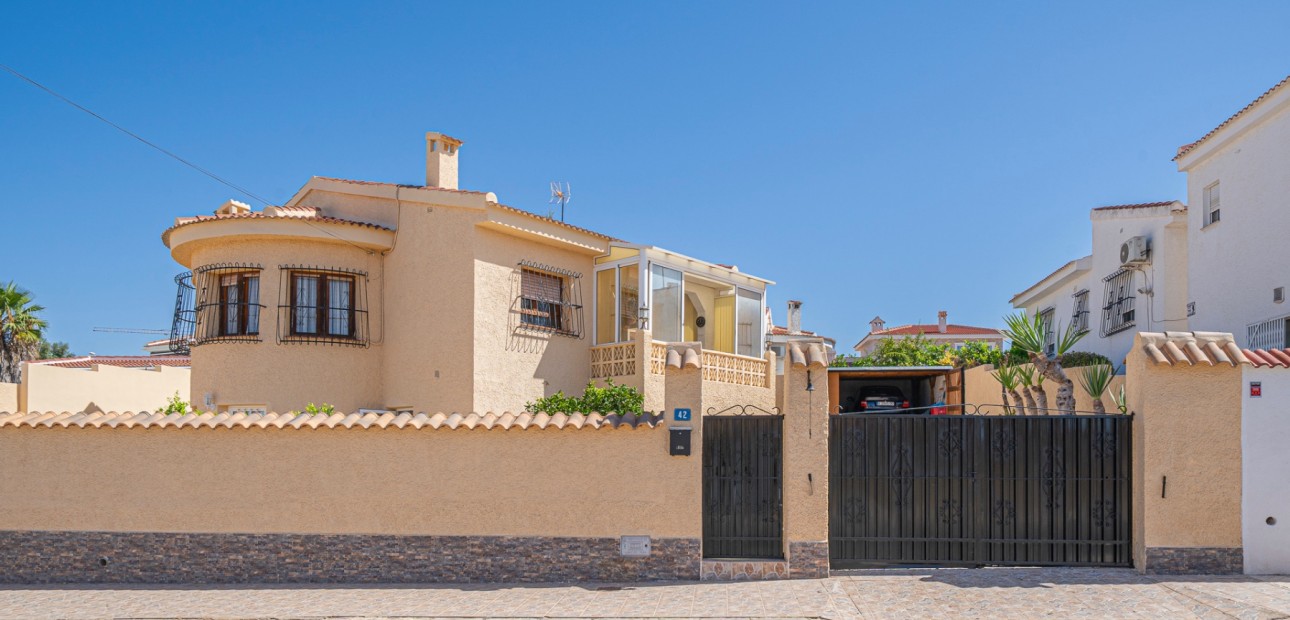 Herverkoop - Detached Villa -
Ciudad Quesada - Ciudad Quesada - Town