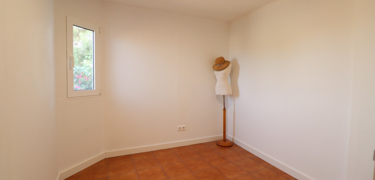 Herverkoop - Country Property -
Rafal - El Mudamiento