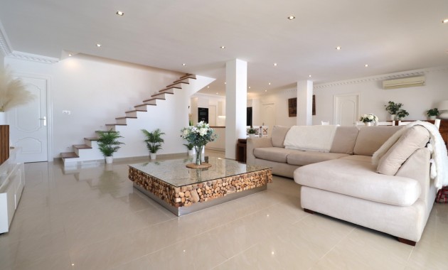 Herverkoop - Detached Villa -
Algorfa - Lomas de La Juliana