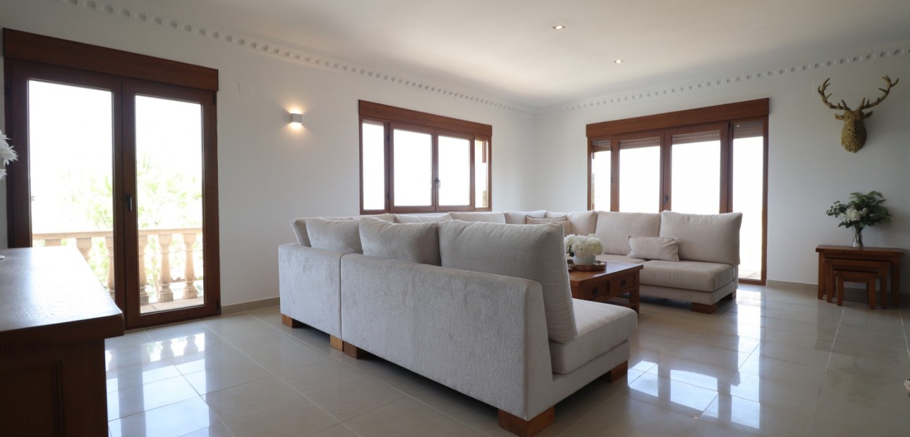 Herverkoop - Detached Villa -
Algorfa - Lomas de La Juliana