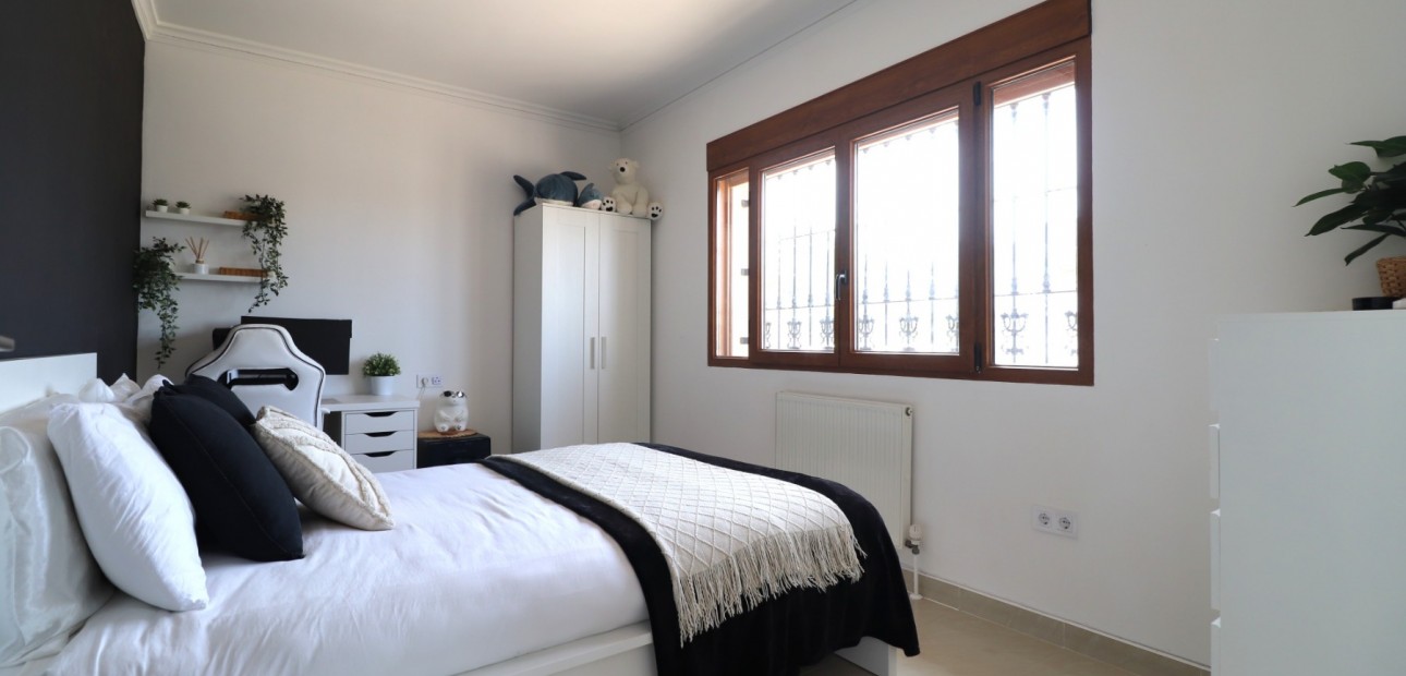 Herverkoop - Detached Villa -
Algorfa - Lomas de La Juliana