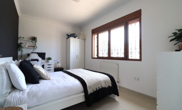 Herverkoop - Detached Villa -
Algorfa - Lomas de La Juliana