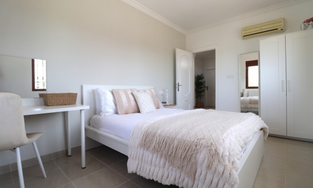 Herverkoop - Detached Villa -
Algorfa - Lomas de La Juliana