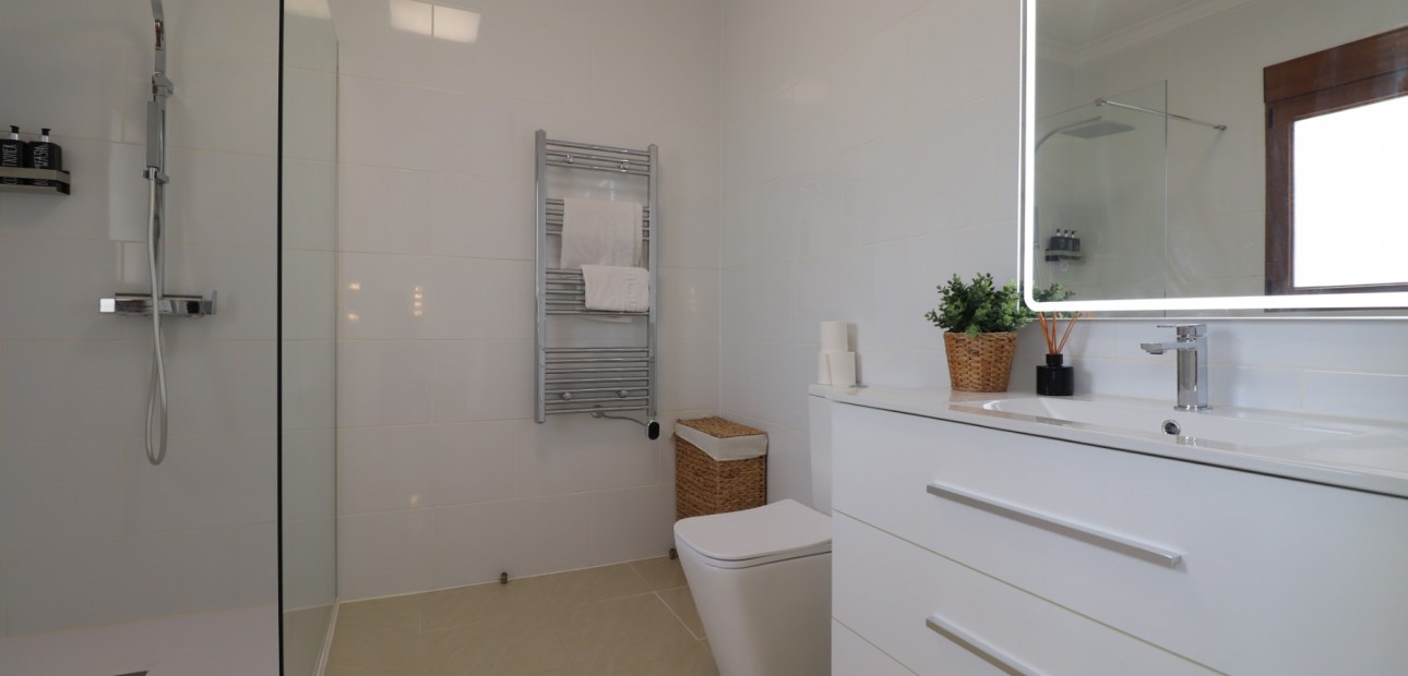 Herverkoop - Detached Villa -
Algorfa - Lomas de La Juliana