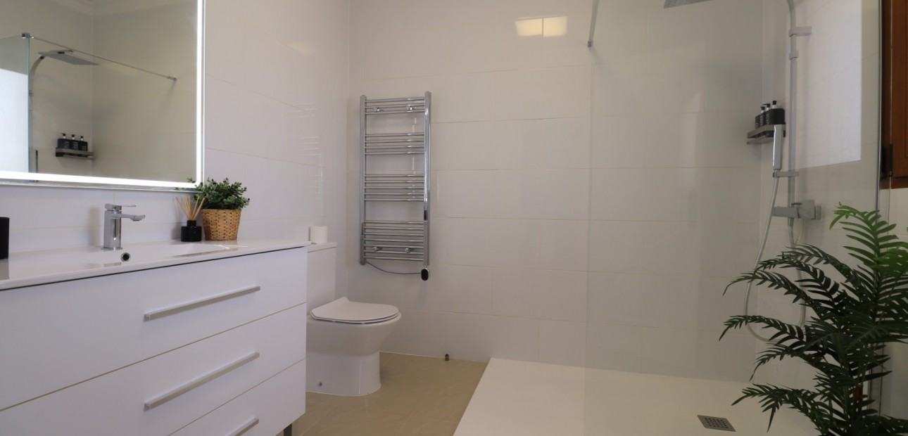 Herverkoop - Detached Villa -
Algorfa - Lomas de La Juliana