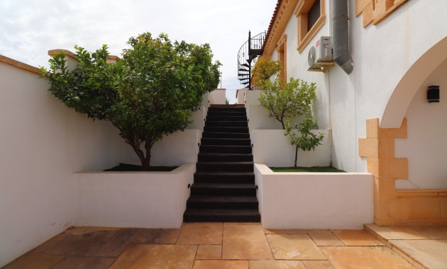 Herverkoop - Detached Villa -
Algorfa - Lomas de La Juliana