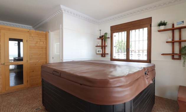 Herverkoop - Detached Villa -
Algorfa - Lomas de La Juliana