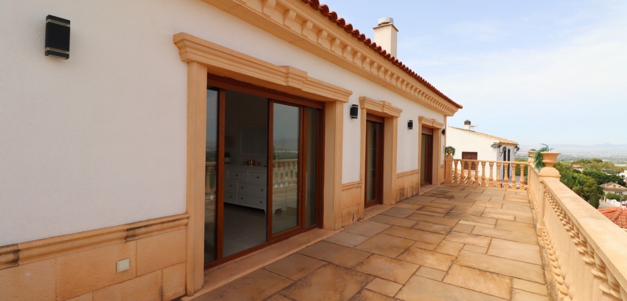 Herverkoop - Detached Villa -
Algorfa - Lomas de La Juliana