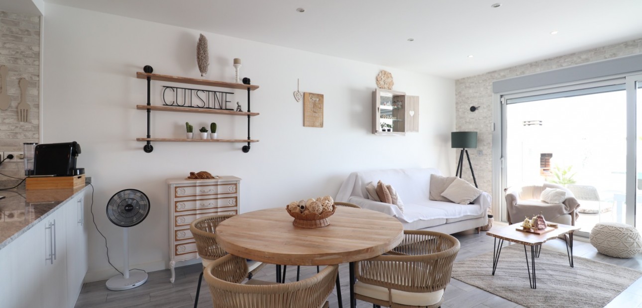 Herverkoop - Semi Detached Villa -
Daya Vieja - Daya Vieja - Town