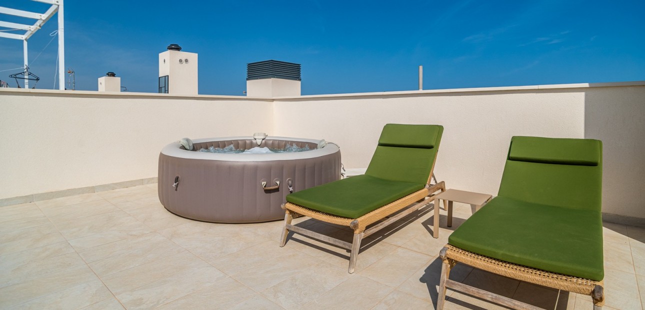 Herverkoop - Penthouse -
Orihuela Costa - Los Altos