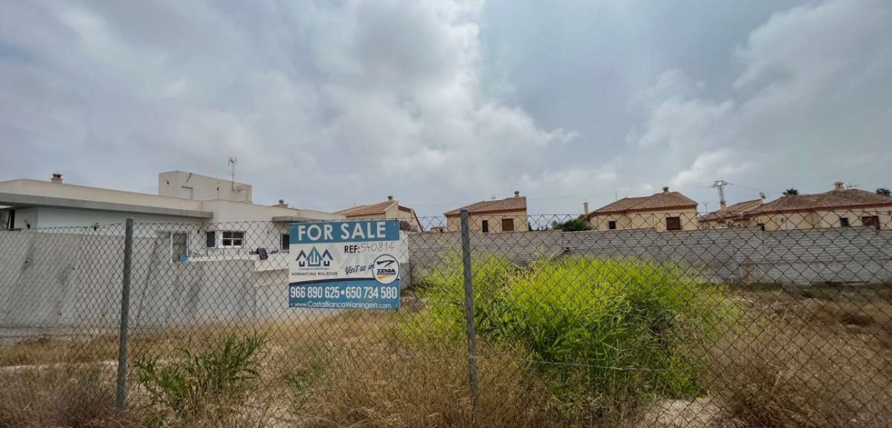 Sale - Plot / Land -
San Fulgencio