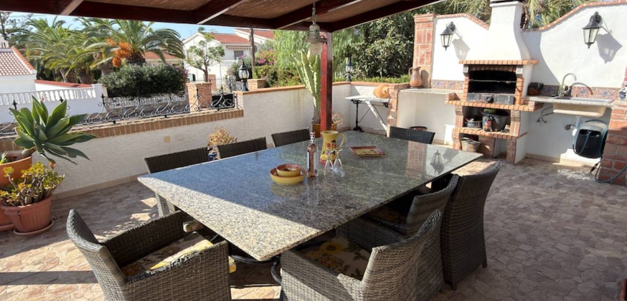 Herverkoop - Villa -
Ciudad Quesada - Costa Blanca