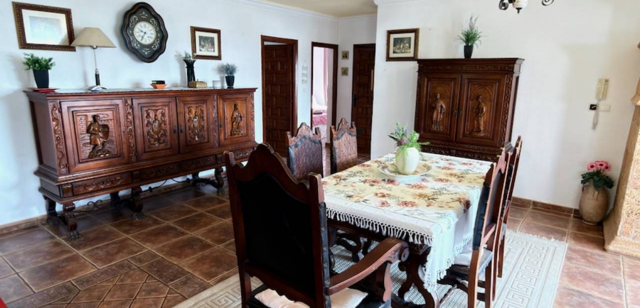 Herverkoop - Villa -
Ciudad Quesada - Costa Blanca