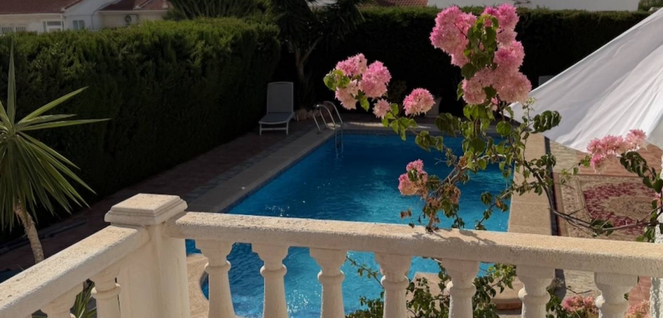 Herverkoop - Villa -
Ciudad Quesada - Costa Blanca